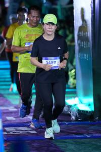 BIB: 3489
                            <button type="button" onclick="openModal(26226776)" class="btn btn-primary btn-sm float-right btn-popup" data-toggle="modal" data-target=".modal-high-quality">
                        <i class="fas fa-shopping-cart"></i> Add to Cart
                    </button>
                                            <button type="button" onclick="isThisMe(26226776, true)" class="btn btn-success btn-sm float-right btn-popup btn-isme hidden" data-toggle="tooltip" data-placement="bottom" title="นี่คือรูปของคุณใช่ไหม คลิกที่นี่เพื่อเอาเข้าอัลบั้ม">
                        <i class="fas fa-plus"></i> Add to album
                    </button>
                    <button type="button" onclick="isThisMe(26226776, false)" class="btn btn-warning btn-sm float-right btn-popup btn-isnotme hidden">
                        <i class="fas fa-ban"></i> Remove from album
                    </button>